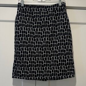 Ann Taylor Black and White Geometric Pencil Skirt